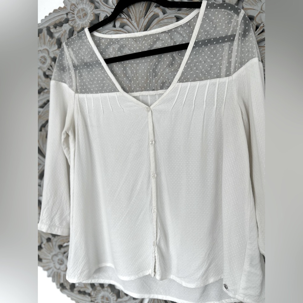 Volvom White Boho Sheer Top – Size Medium